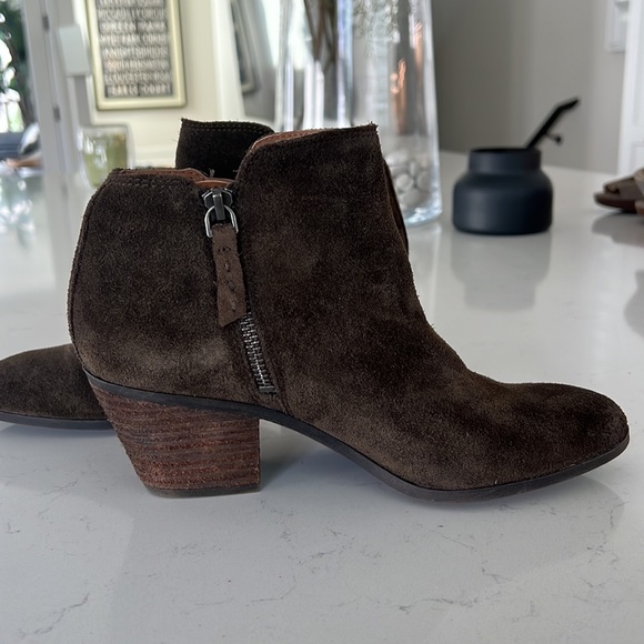 Fry & Co Brown Booties - Picture 4 of 10